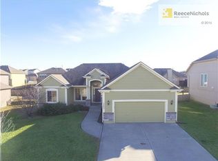 1405 SW 44th St, Lees Summit, MO 64082