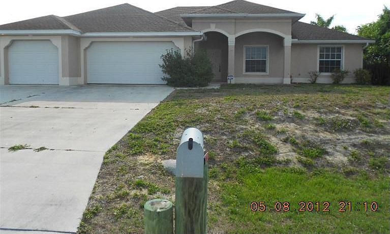 1st image of 2707 SW 1st Ave
