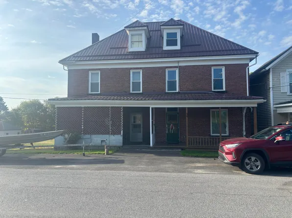 34 Taylor Ave, Falls Creek, PA 15840