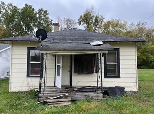 402 Elmwood Ave, Danville, IL 61832
