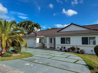 15010 SW 43rd Ter, Miami, FL 33185