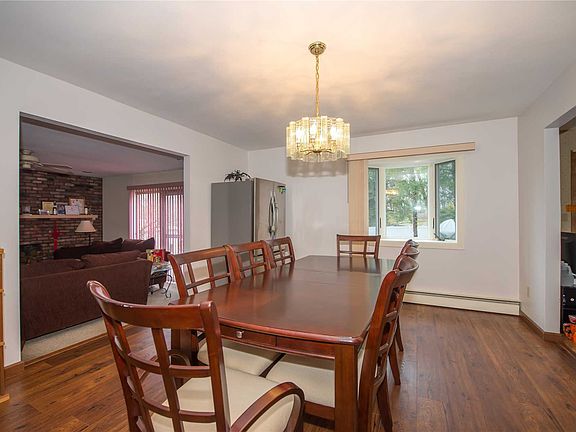 4th image of 3 Country Oaks Dr