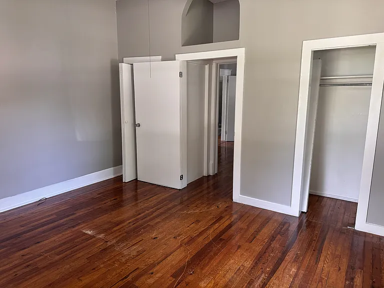 1115 S Main Ave — Photo 25