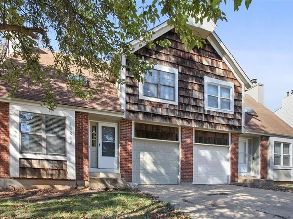 10814 Haskins St, Lenexa, KS 66210