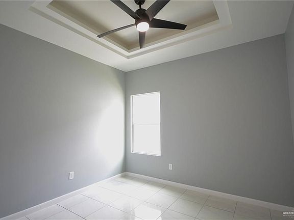 4th image of 1702 Angelica Dr #2
