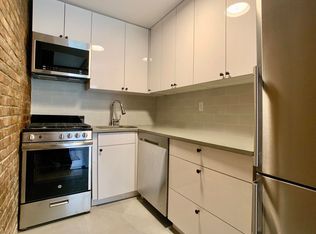 111 W 77th St #6REAR, New York, NY 10024