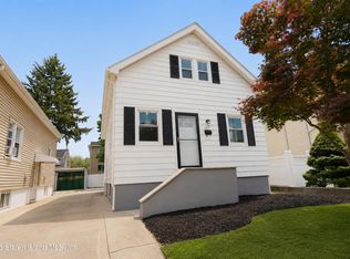 117 Adams Ave, Staten Island, NY 10306