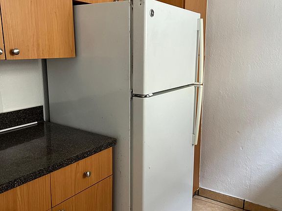 3rd image of 1163 Normandy Dr APT 2