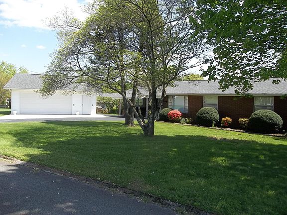 2nd image of 2304 NW Yorkcrest Dr