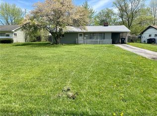 2445 Redgate Ln, Youngstown, OH 44511