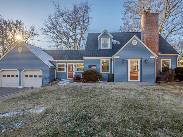 7720 Bartels Dr, Evansville, IN 47710