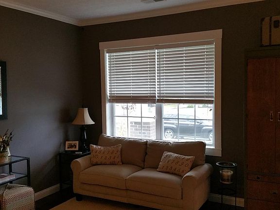 3rd image of 603 Hafton Ct