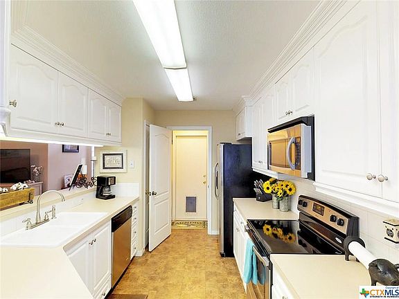 5th image of 2031 Cornerstone Dr