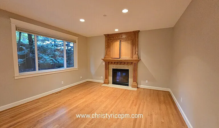 11318 106th Ave NE — Photo 4
