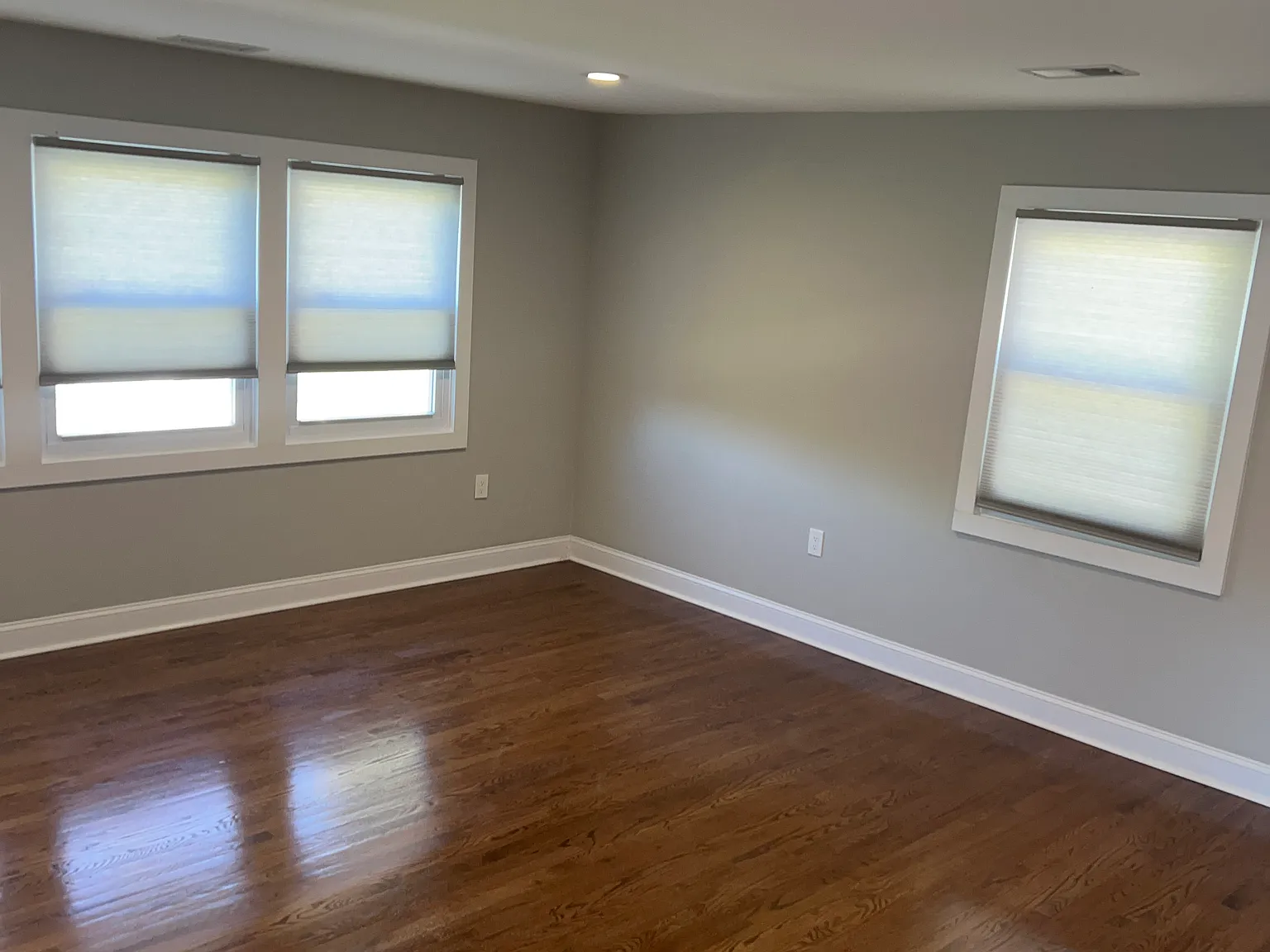 16 Roosevelt Dr — Photo 4