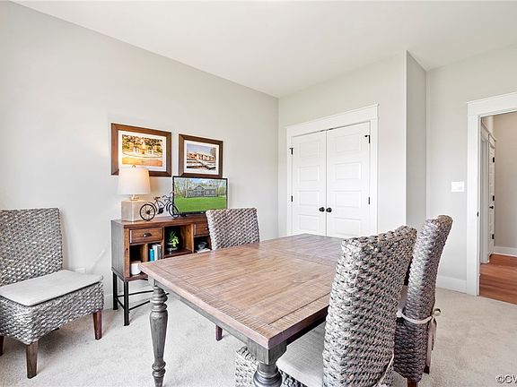 3rd image of 10102 Cabernet Ln