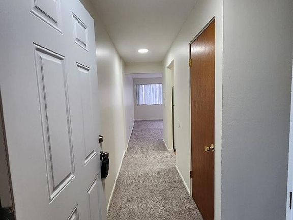 5th image of 2849 15th Ave W #202