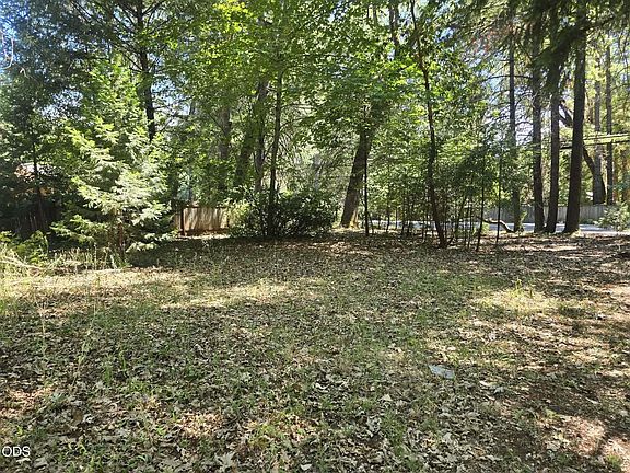 2nd image of 702 Caves Hwy