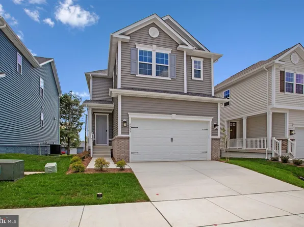 5723 Howard Dr, Glen Burnie, MD 21061