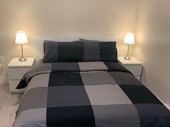 2nd image of 4882 Slocan St #206