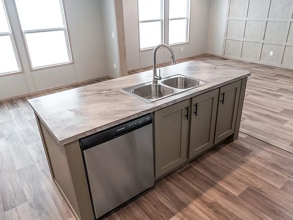 5th image of 1012 S Lagrave Lot 30