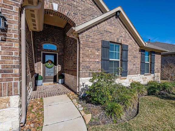 2nd image of 23610 Padova Gardens Dr
