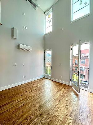 4th image of 600 Myrtle Ave #4R