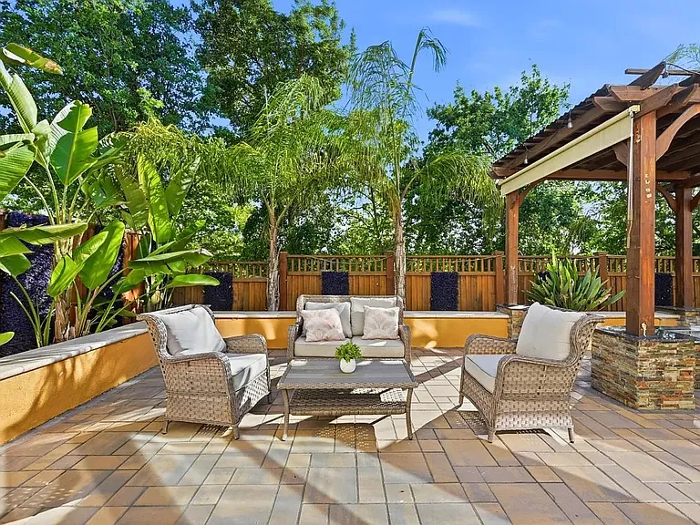 6569 Alyssa Dr — Photo 41
