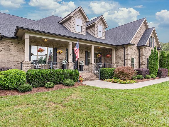 2nd image of 1808 Huntley Ridge Dr
