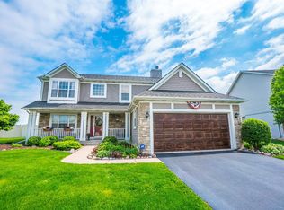 1212 Flagstone Dr, Dyer, IN 46311