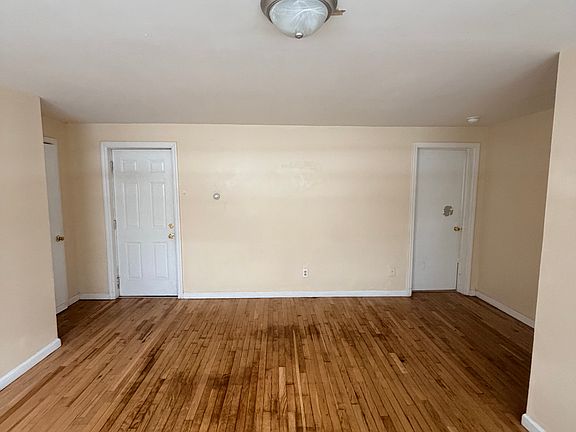 3rd image of 323 Quinnipiac Ave #2-A