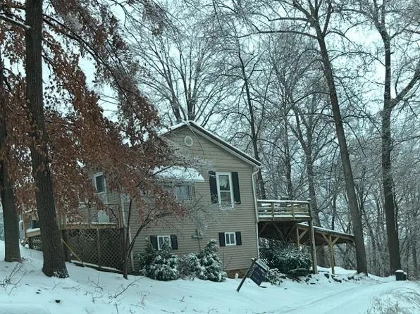 270 Clubhouse Ln, Hawesville, KY 42348