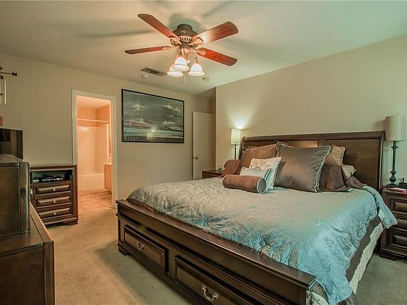 5th image of 3008 San Frando Dr