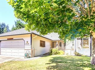 19928 SE 242nd Pl, Maple Valley, WA 98038