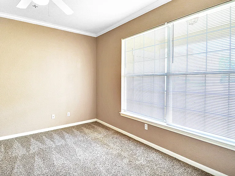 Stone Manor Apartment Homes — Photo 14