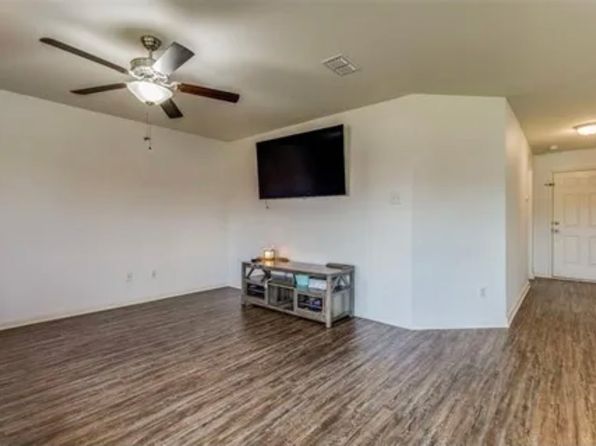 4505 Mares Tail Dr
