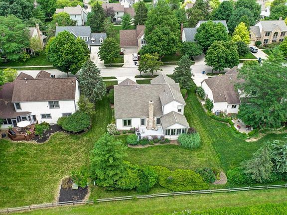 3rd image of 6383 Newgrange Dr