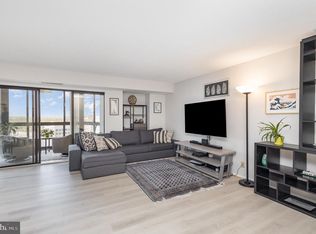 900 N Stafford St APT 2223, Arlington, VA 22203