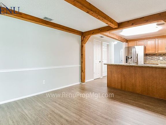 5th image of 10102 Hickory Hollow Ct