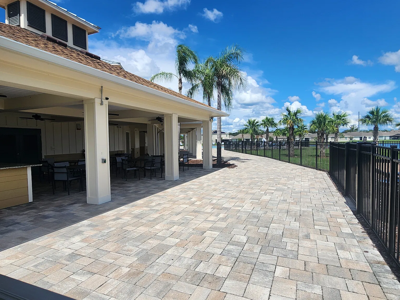 7917 Broad Pointe Dr — Photo 3