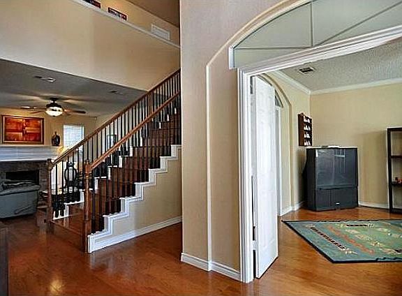 2nd image of 2941 Shadywood Ln