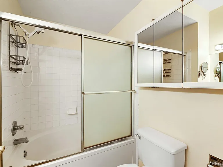2575 S Syracuse Way #H104 — Photo 18