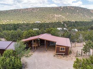 73 Pine Ridge Rd, Cedar Crest, NM 87047