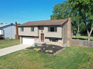 5472 Manning St, North Ridgeville, OH 44039