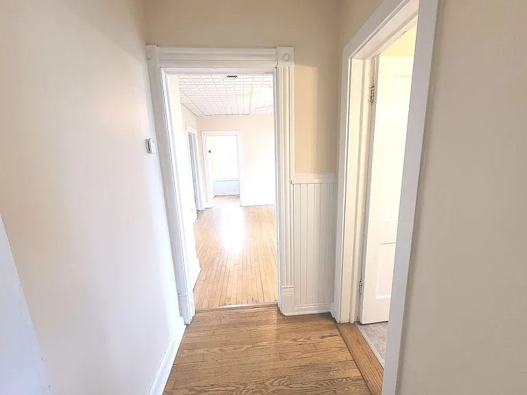2495-97 Cramer / 1823 Bradford — Photo 11