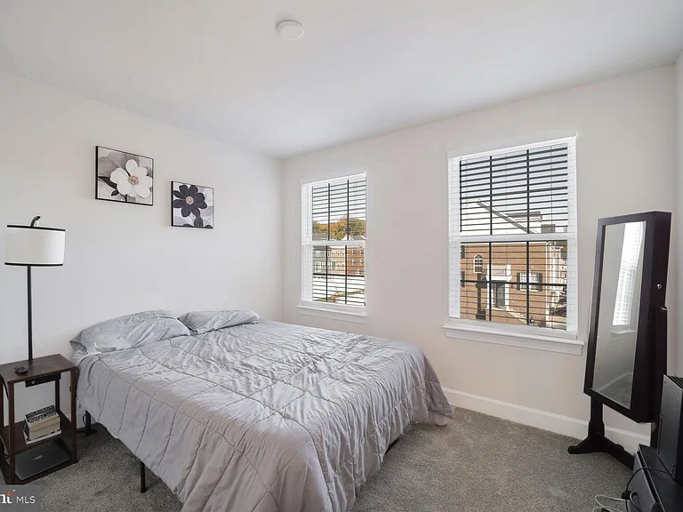 10864 Foxtrot Cir — Photo 8