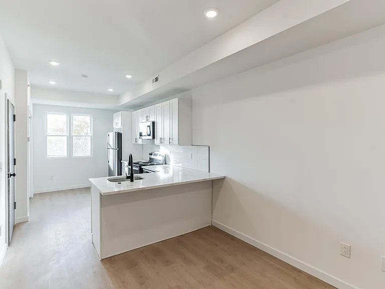 812 N Holly St #2 — Photo 1