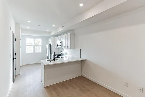 812 N Holly St #2 Photo 1