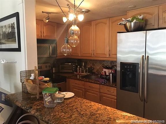 3rd image of 770 Claughton Island Dr APT 507