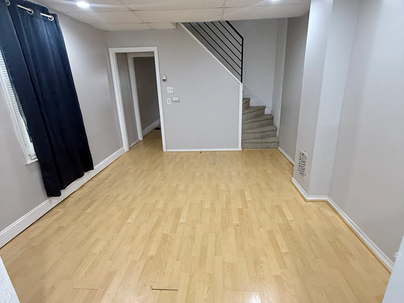 215 Carson Street — Photo 2